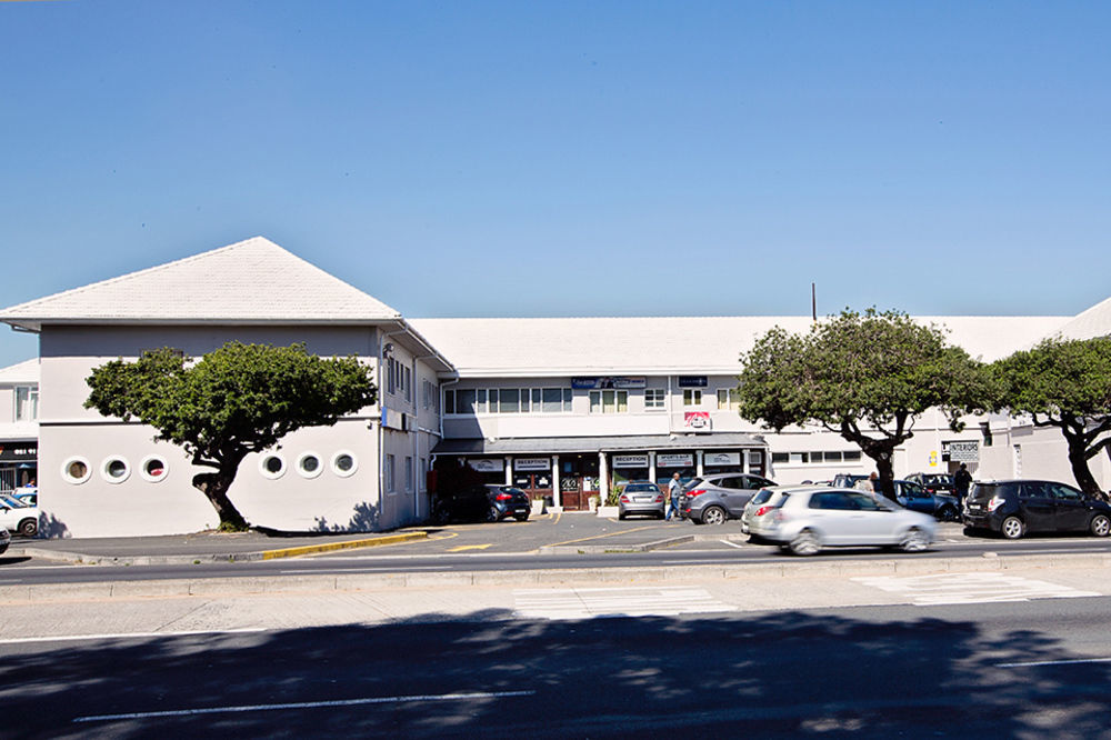 New National Hotel And Conference Parow Εξωτερικό φωτογραφία