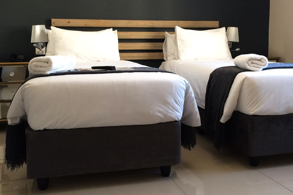 New National Hotel And Conference Parow Εξωτερικό φωτογραφία