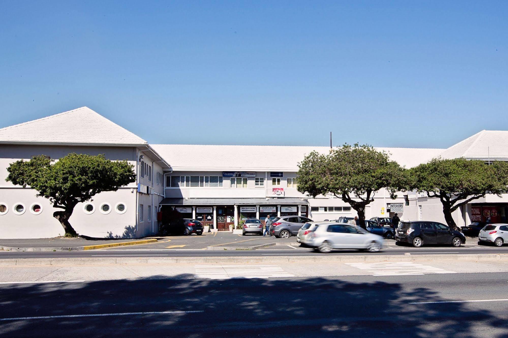 New National Hotel And Conference Parow Εξωτερικό φωτογραφία