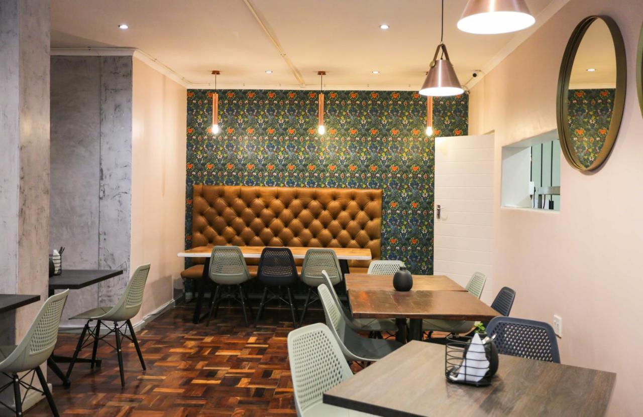 New National Hotel And Conference Parow Εξωτερικό φωτογραφία