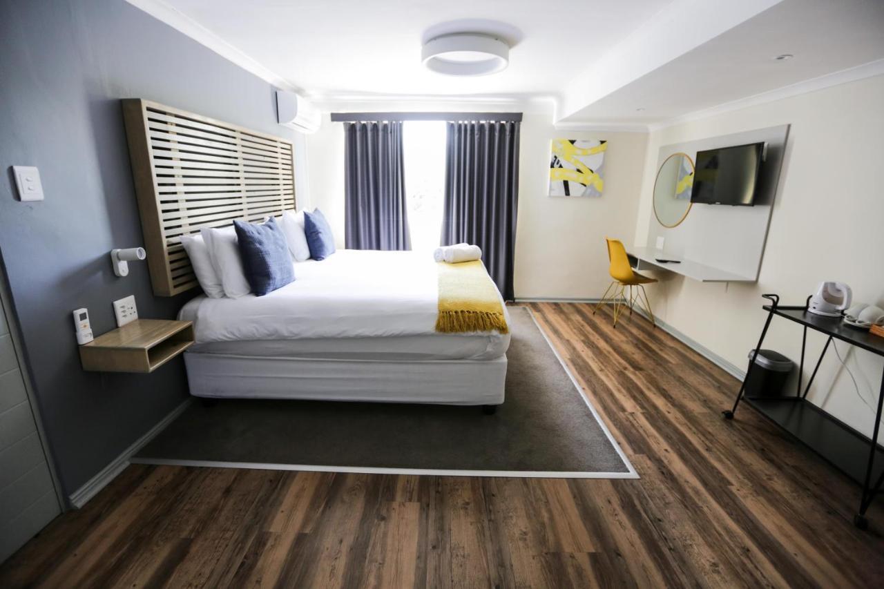 New National Hotel And Conference Parow Εξωτερικό φωτογραφία