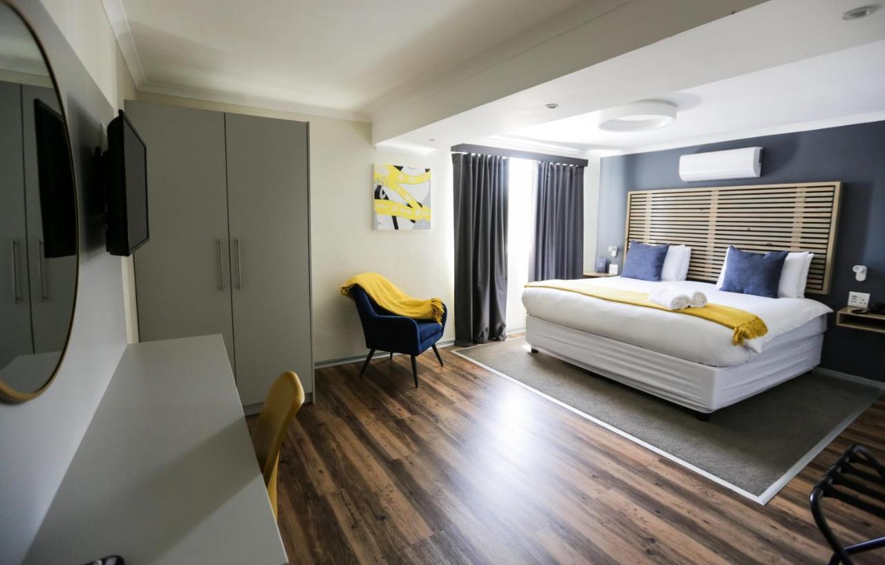 New National Hotel And Conference Parow Εξωτερικό φωτογραφία